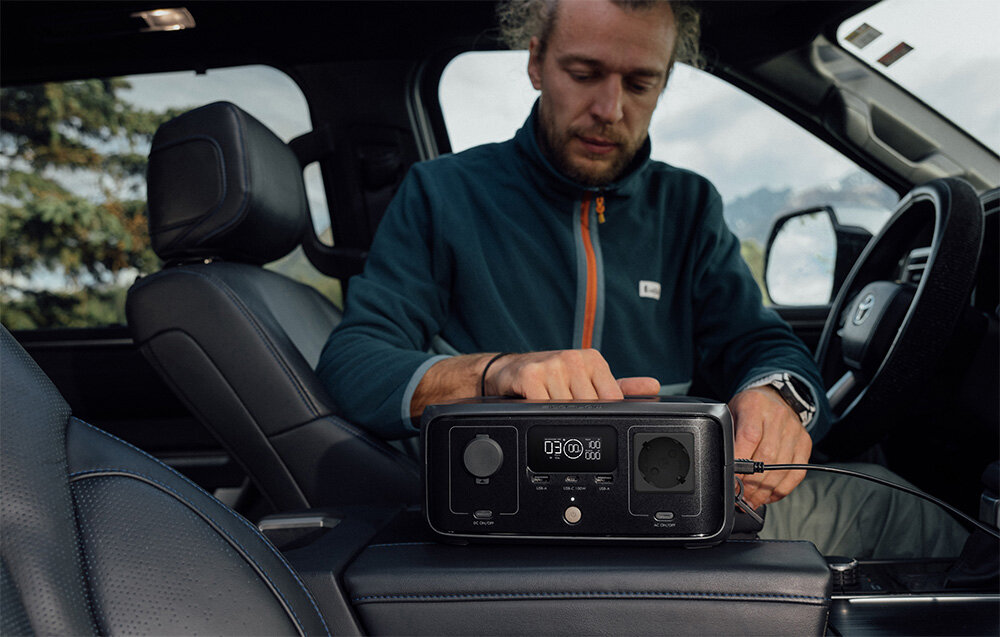 Stacja zasilania EcoFlowRiver 3 UPS UPS 245Wh Bank energii cztery sposoby ladowania energia do zasilania pod reka