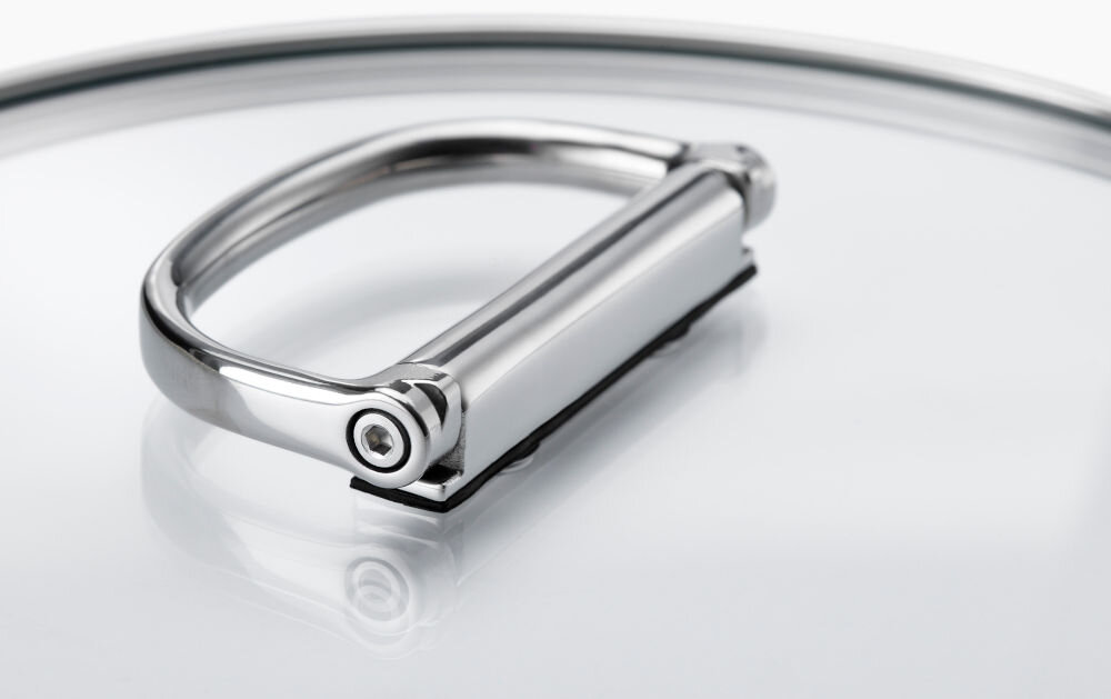 JJ-Patelnia 28cm ze składanym uchwytem+pokr. Space pokrywka srebrny uchwyt białe tło szklana pokrywka składany stalowy uchwyt po złożeniu uchwytu dodatkowa przestrzeń wygodne praktyczne pokrywka do użytku w piekarniku do maksymalnie 200 stopni 