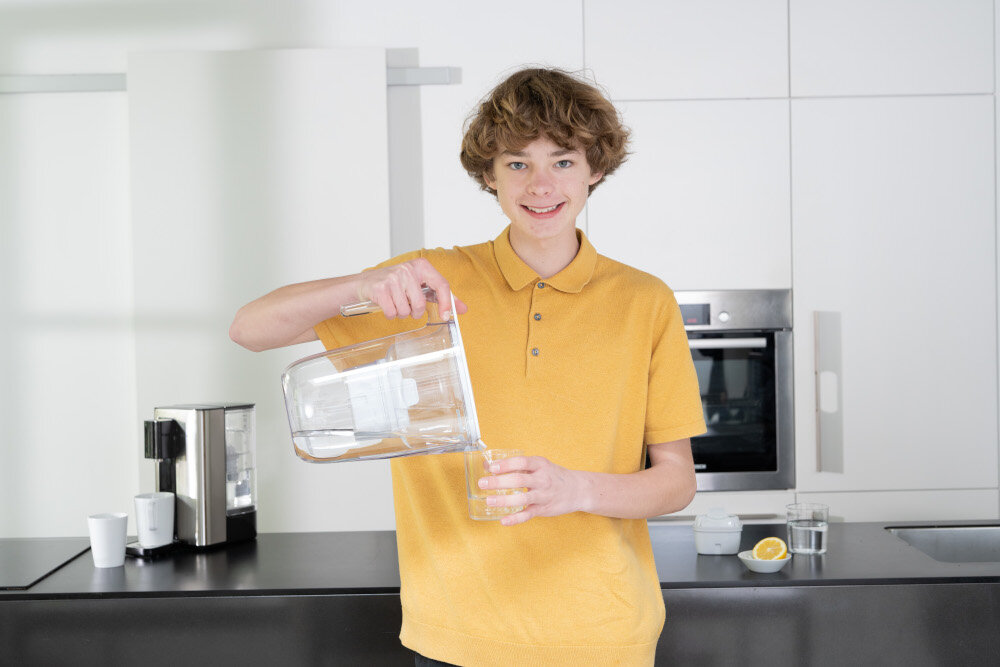 Dzbanek filtrujący PHILIPS AWP2953WHT/10 licznik cyfrowy 3.4 l oszczędność plastik ekologia 150L filtr AWP210 AWP211 AWP212 woda kranowa tania