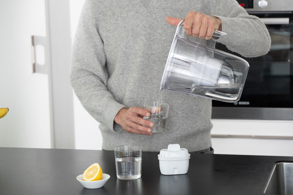 Dzbanek filtrujący PHILIPS AWP2953WHT/10 licznik cyfrowy 3.4 l zmiękczanie wody ochrona przed kamieniem czajnik ekspres do kawy żywotność urządzeń