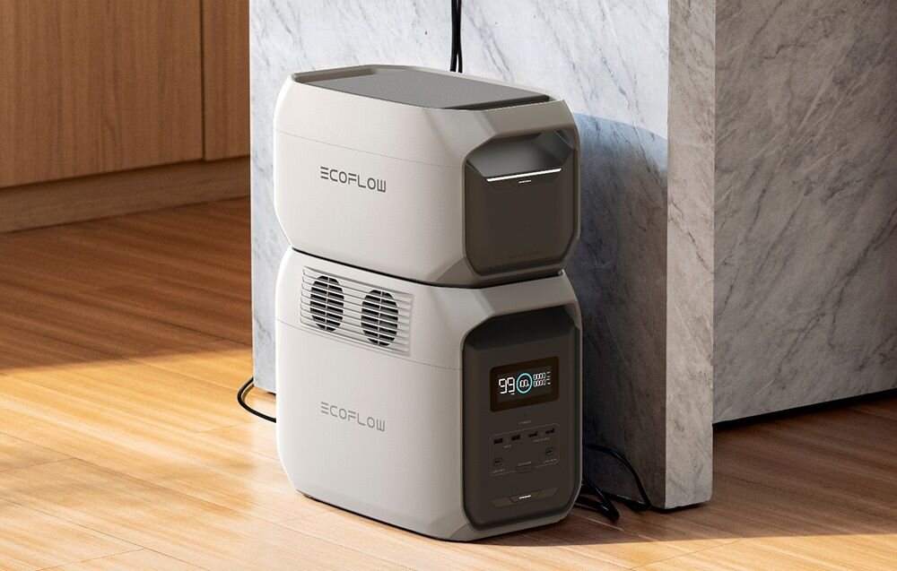 Bateria ECOFLOW 1024Wh do Delta 3 Plus, mobilna, bateria, bagażnik, auta, Stacja zasilania z modułem akumulatora w jasnej kuchni.