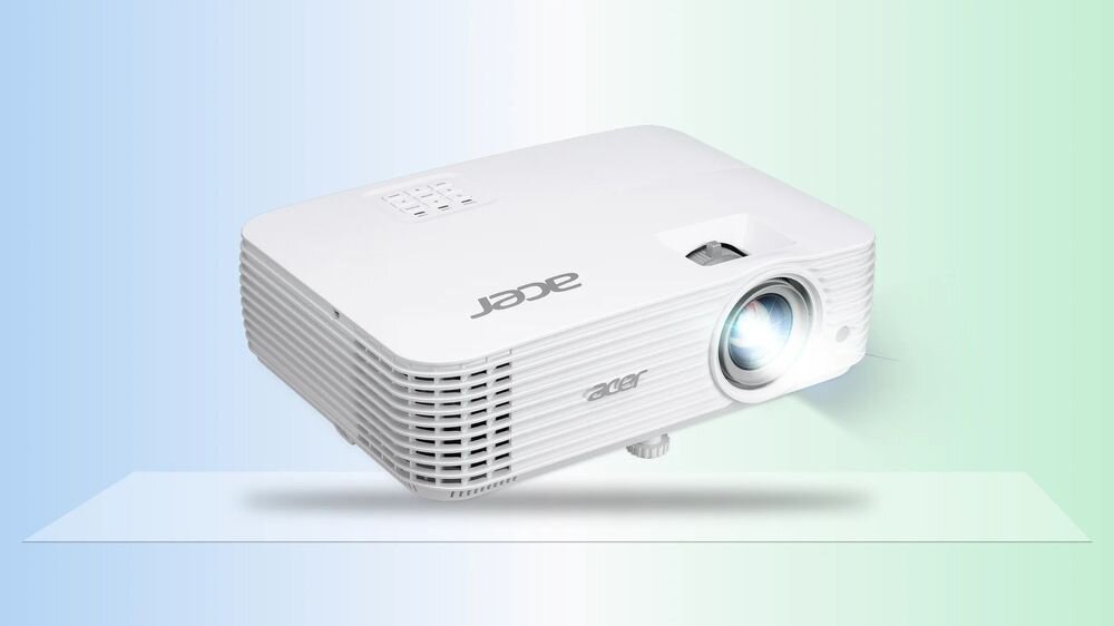 Projektor ACER H6830BD 4K kino domowe rozdzielczość 4K UHD jasność 4000 lumenów, Projektor Acer H6830BD z włączonym obiektywem, widok z przodu pod kątem