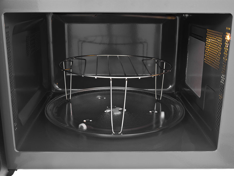 Spora moc mikrofal i grilla