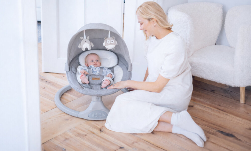 Bujaczek MOMI Kenani BULE00023 Jasnoszary prezentacja wizualizacja design wygląd Komfort i spokój od pierwszych dni