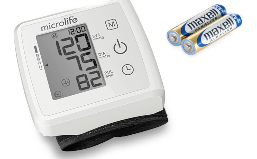 Ciśnieniomierz MICROLIFE BP W 10 Basic Oszczędność energii i wygoda zasilany dwoma bateriami AA wskaźnik niskiego poziomu energii długotrwałe działanie Wygodne zasilanie