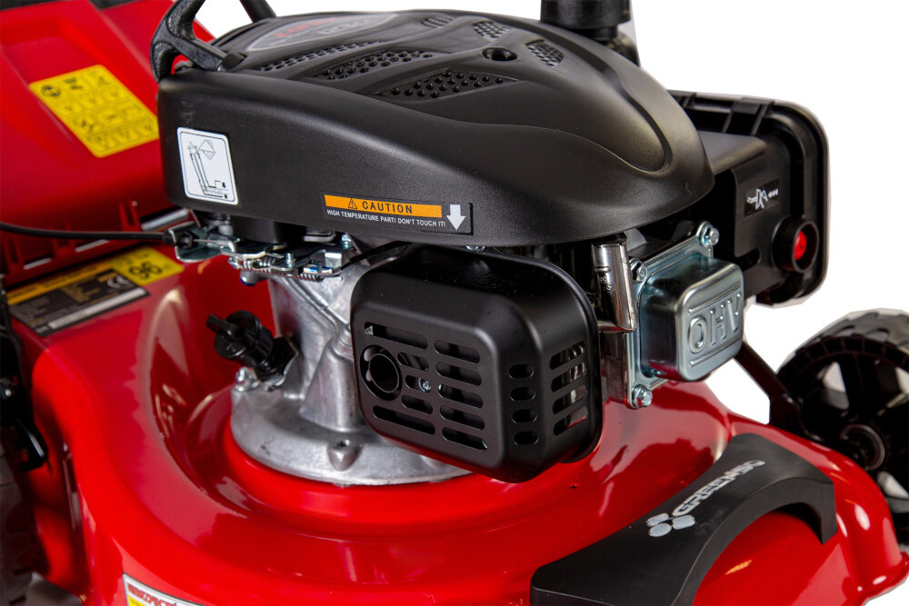 Kosiarka spalinowa GREENSO KS41-L123 zbliżenie na silnik silnik marki LONCIN LC1P65FE-3 wysoka moc trwałość technologia czterosuwowa konstrukcja górnozaworowa OHV silnik o pojemności 123 cm3 moc 2,1 kW zbiornik paliwa o pojemności 0,9 litra