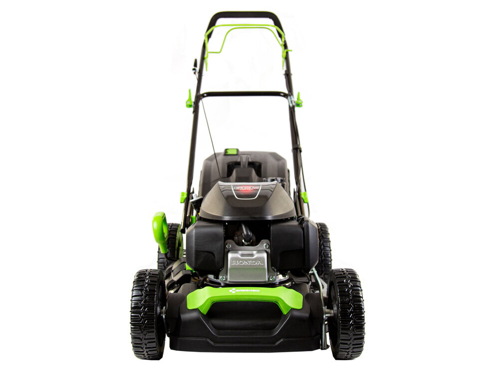 Kosiarka spalinowa GREENSO KS46-H170N-S z napędem 460mm 2.4kW kosiarka na białym tle widoczna od przodu noże z wysokiej jakości stali wyprofilowanie noży kształtowanie krawędzi tnących szerokość koszenia 46 cm