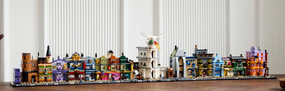 LEGO 76444 Harry Potter Magiczne sklepy na Ulicy Pokątnej pełen model, 12 unikalnych mikrofigurek LEGO Harry Potter ozdoba sekcje budynki