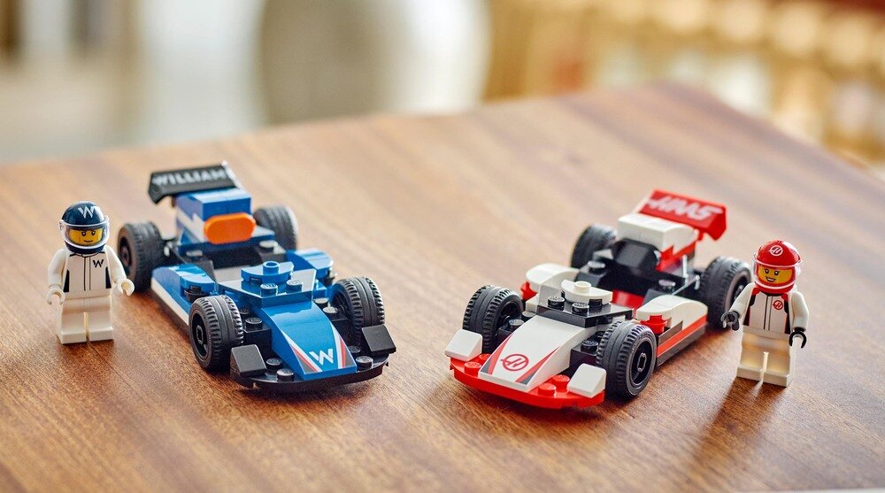 LEGO 60464 City F1 Bolidy Williams Racing i Haas F1 kv początek opisu