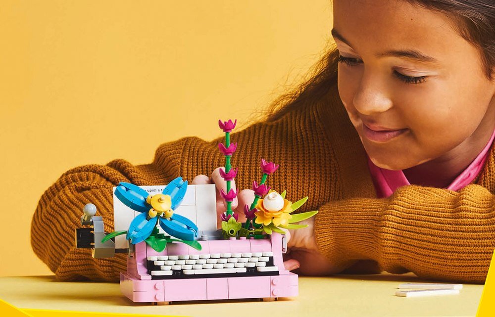 LEGO 31169 Creator 3w1 Maszyna do pisania z kwiatami Prezent