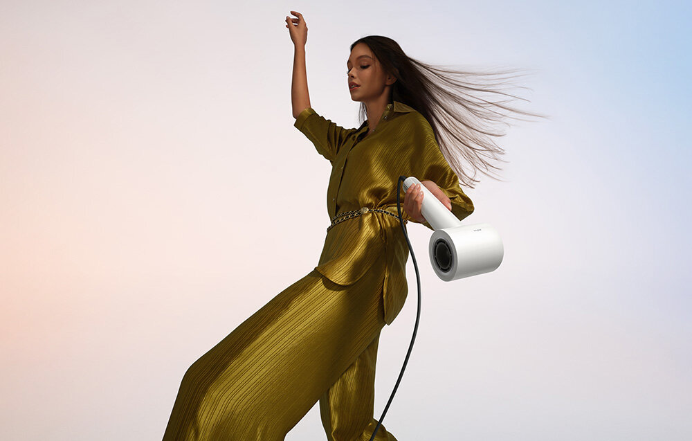 Suszarka do włosów MOVA Turbo Biały Jonizacja dla gładkich włosów 200 milionów jonów ujemnych na centymetr sześcienny Jony zamykają łuski włosa blask fryzura stylizacja