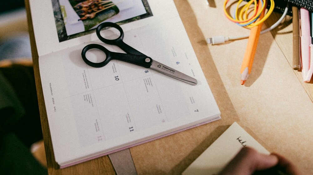 Nożyczki hobbystyczne FISKARS Functional Form z zaokrąglonymi ostrzami 13 cm kv początek opisu