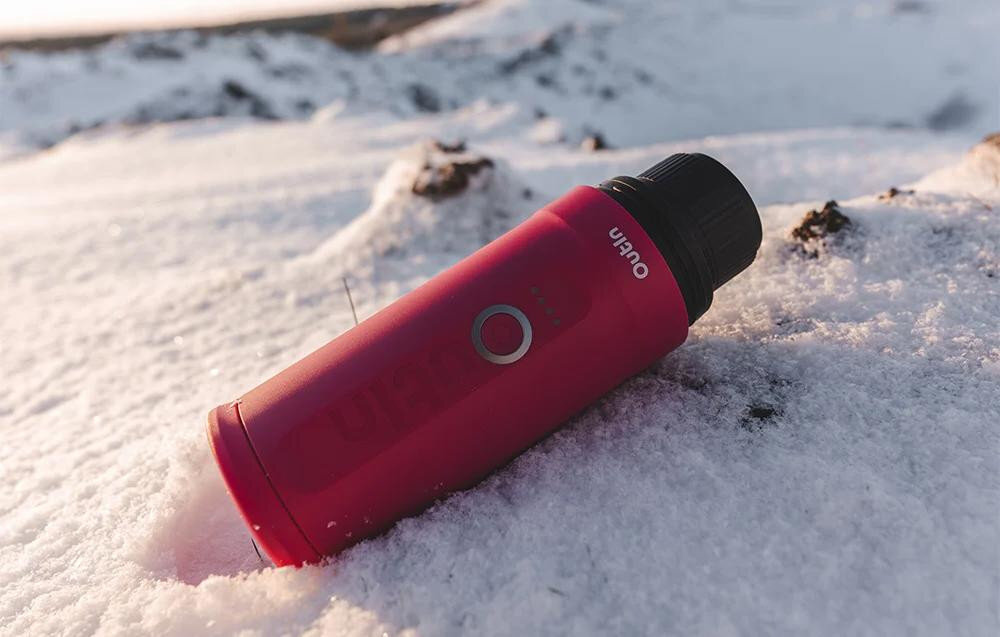 Ekspres OUTIN Nano Czerwony  Certyfikowana jakość  wysokie standardy Jakość potwierdza certyfikat Coffee Brewing Center nagrody Red Dot Design Award 2023 i IF Design Award 2024