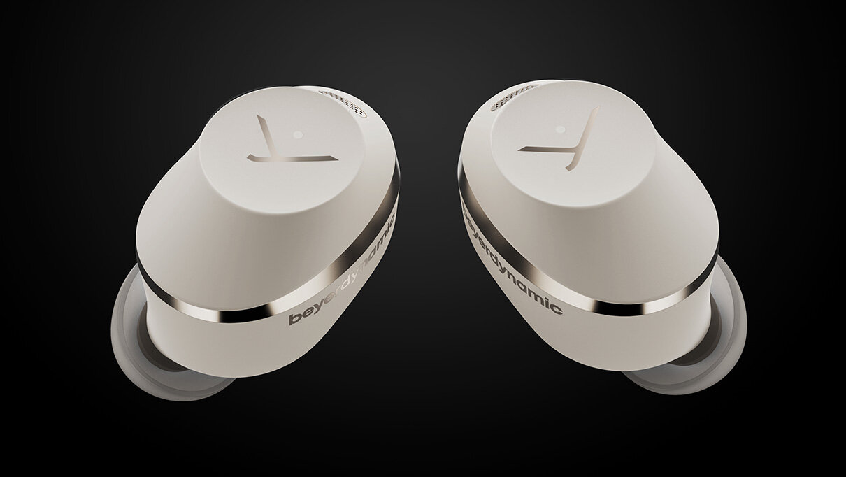 beyerdynamic AMIRON 300 słuchawki na czarnym tle ultralekkie kompakowa konstrukcja