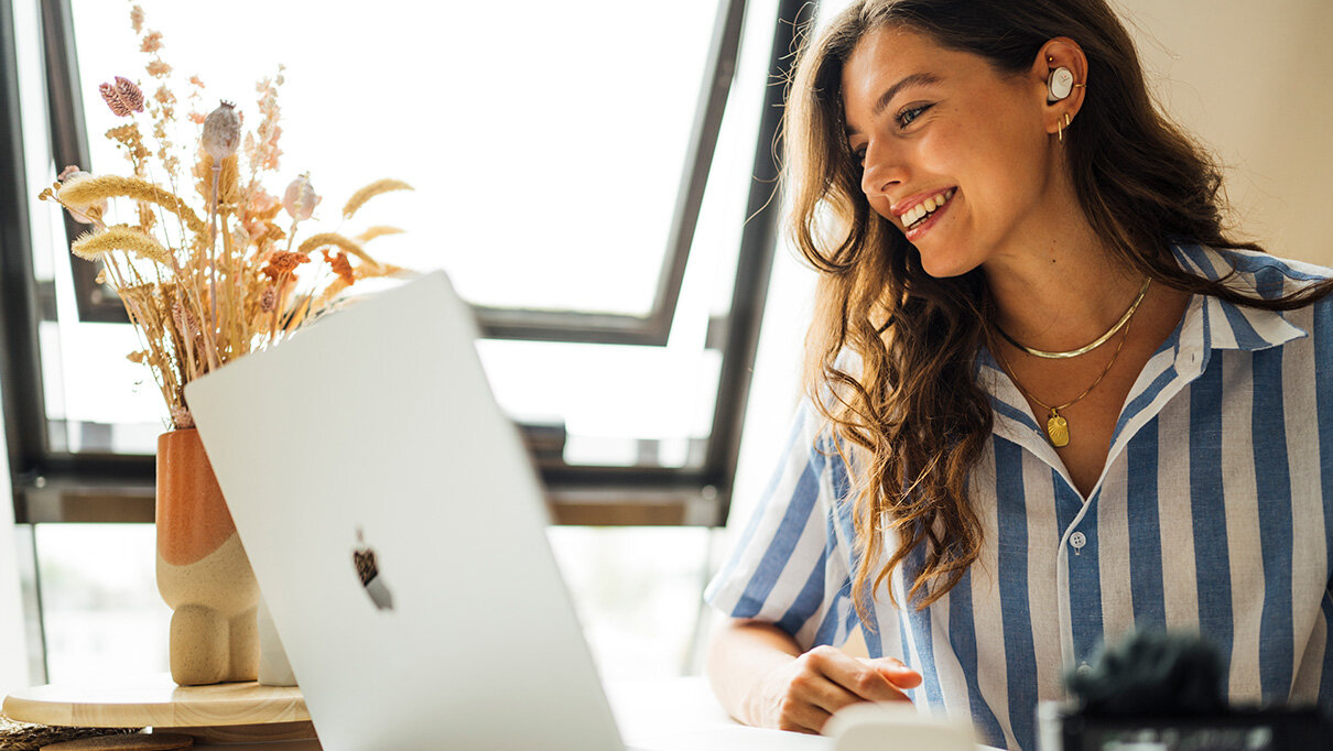 beyerdynamic AMIRON 300 rozzmowa przez słuchawki 6 mikrofonów redukcja szumów