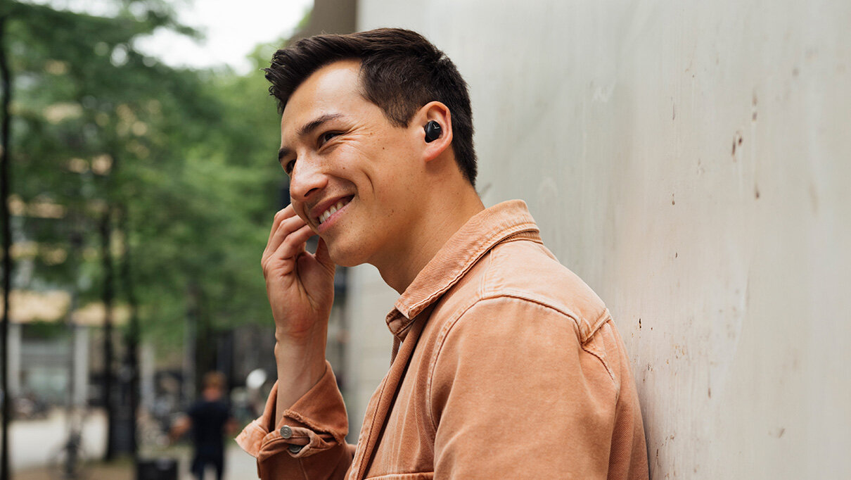 beyerdynamic AMIRON 300 rozzmowa przez słuchawki 6 mikrofonów redukcja szumów