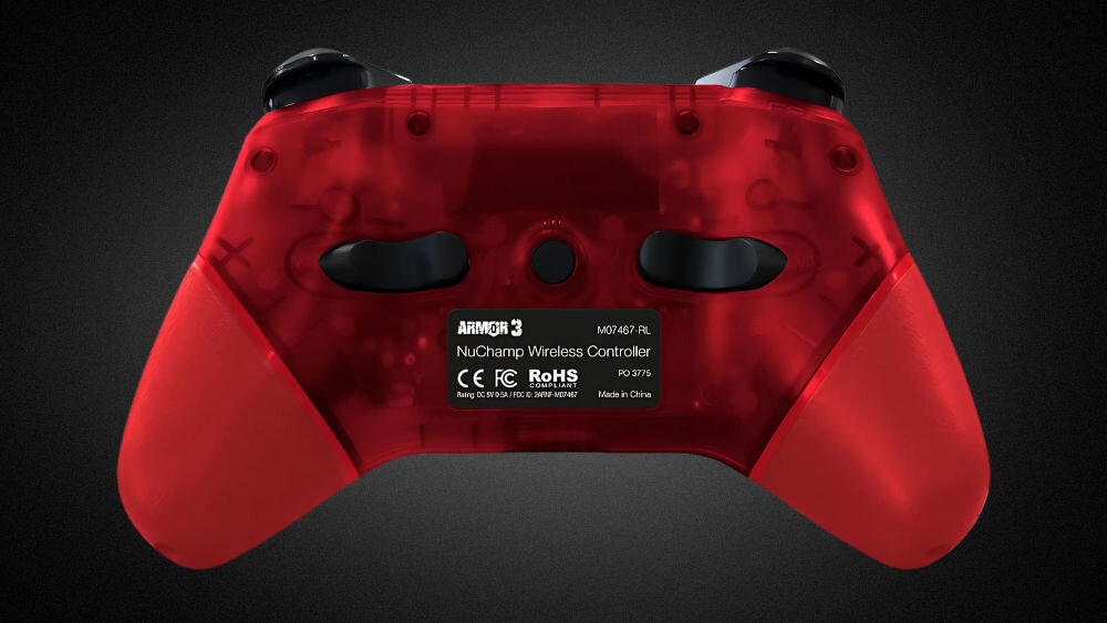 Kontroler HYPERKIN NuChamp Armor3 Czerwony prezentacja kontrolera na ciemnym tle od tyłu kompatybilność Nintendo Switch Switch 2 PC Bluetooth ergonomiczny wyprofilowany uchwyt do 10 godzin ciągłej pracy