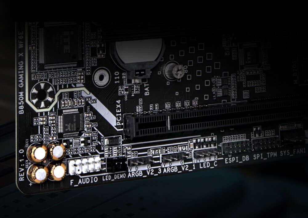 Płyta główna GIGABYTE B850M GAMING X WIFI6E dźwięk audio układ Realtek zakłócenia