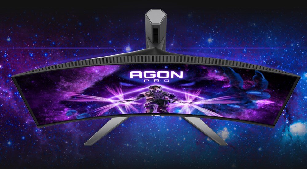 Monitor AOC Agon Pro AG346UCD Widok z góry na zakrzywiony monitor z wyświetlonym ekranem o tematyce sci-fi, z podświetleniem tylnej części obudowy, przekątna, panel QD-OLED, zakrzywienie