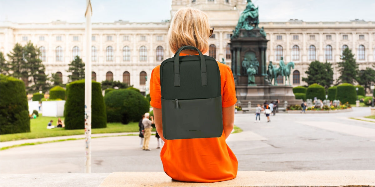 Plecak na laptopa SAMSONITE 4Pack 14.1 cali Twój niezawodny plecak