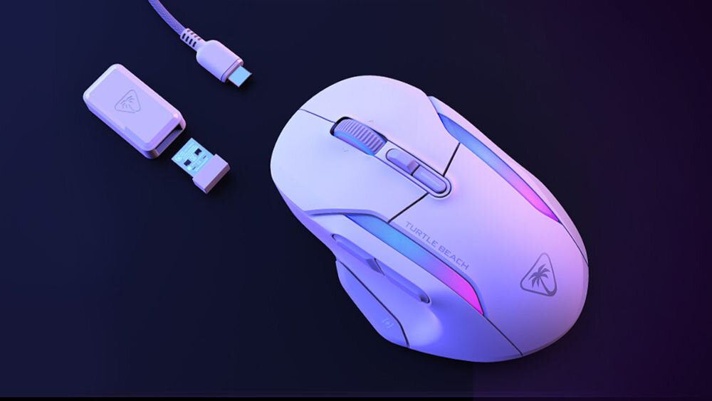 Mysz TURTLE BEACH Kone II Air biały 
				odłóż swój przewód na półkę, bezprzewodowa praca w dwóch trybach łączności - Bluetooth (do 350 godzin pracy na jednym ładowaniu baterii),
				2,4 GHz za pomocą nadajnika USB-A (do 130 godzin pracy), w zestawie przejściówka do nadajnika USB-A / USB-C,
				w zestawie przewód PhantomFlex USB-A / USB-C do ładowania, ciemne tło, mysz, nadajnik USB-A, adapter USB-A / USB-C, końcówka kabla z wtyczką USB-C 
				