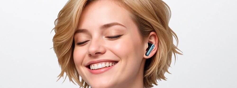 EARFUN Air Pro 4, aptX Adaptive, bezstratne audio 24-bit, Qualcomm Snapdragon Sound, osoba z założonymi słuchawkami