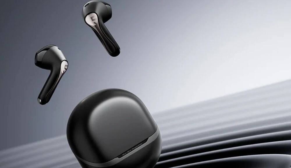 Słuchawki douszne SOUNDPEATS Air 5 TWS Hi-Res Audio Snapdragon Sound Bluetooth douszne, słuchawki z etui ładującym na szarym tle