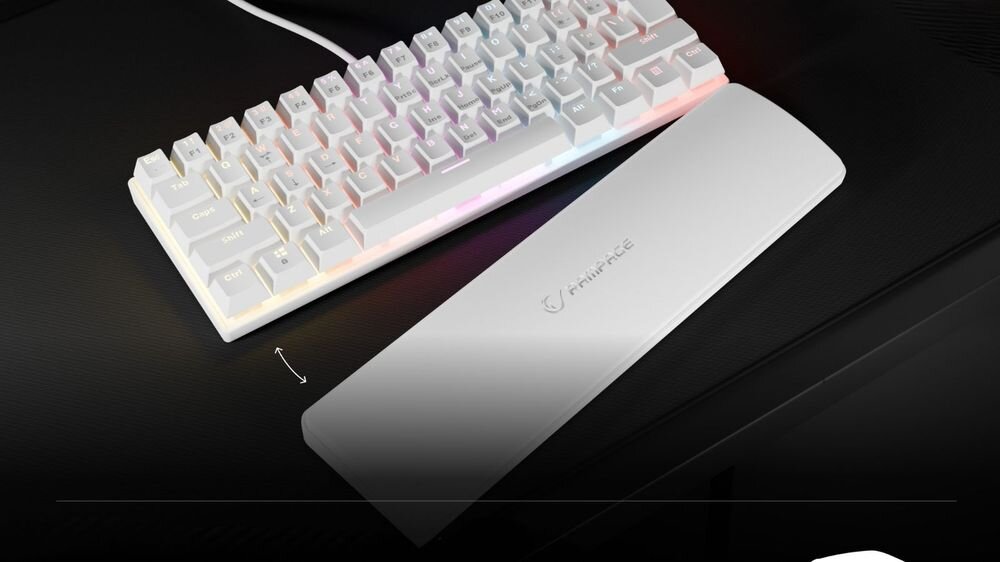 RAMPAGE Plower K60 Dołączona podstawka pod nadgarstki Możliwość jej demontażu naturalnej pozycji rąk zmniejsza uczucie zmęczenia - podstawka pod nadgarstki przy klawiaturze