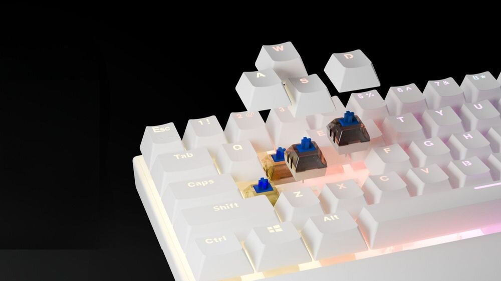 RAMPAGE Plower K60 Klawisze żywotność sięgającą 50 milionów kliknięć długotrwałe zachowanie jakości działania - zbliżenie na przełączniki i lewitujące klawisze