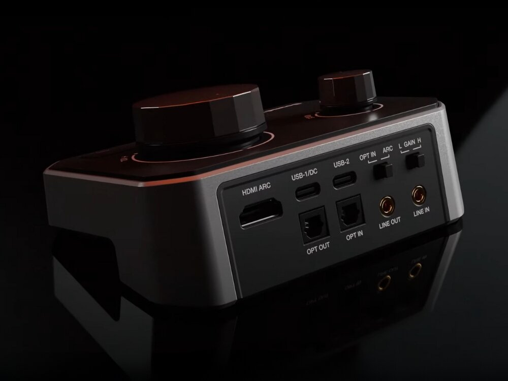 Creative Sound Blaster G8
                karta dźwiękowa na ciemnym tle audio gaming innowacja technologia jakość