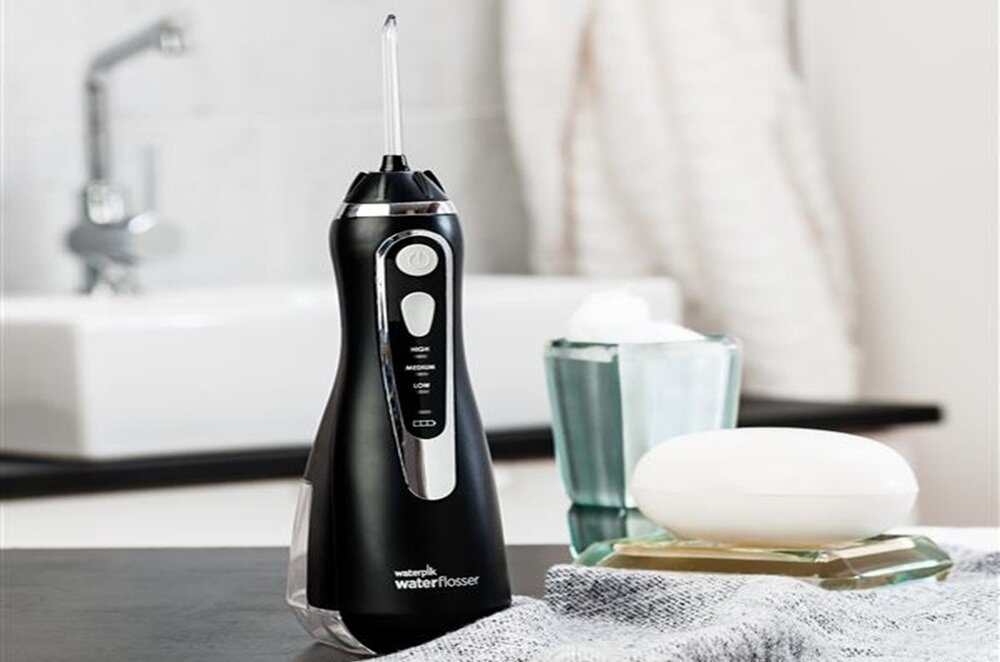 Irygator WATERPIK WP-582 Cordless Advanced 2.0 Czarny odświeżona wersja, bezprzewodowy model, lepszy model, bardziej zaawansowane czyszczenie