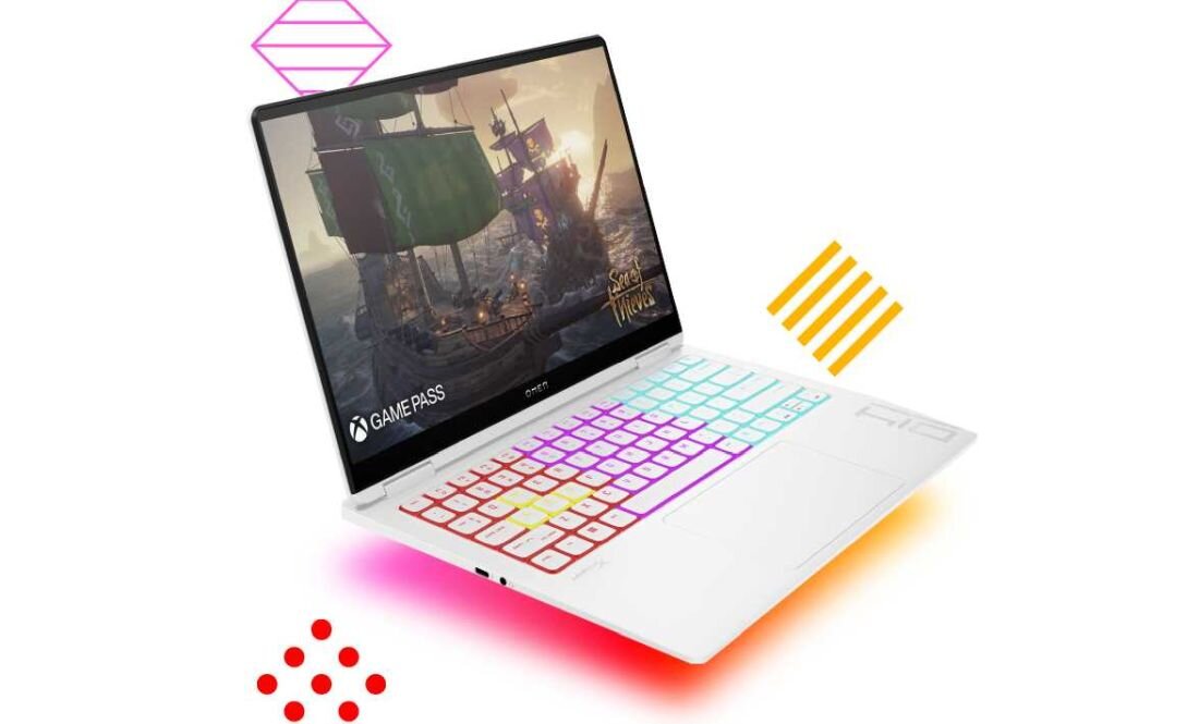 Laptop HP Omen 14 z kolorową klawiaturą, na ekranie wyświetlana gra w dynamicznej akcji. - Intel Core Ultra, NVIDIA GeForce RTX 40 Series, Wyświetlacz 3K 120 Hz OLED