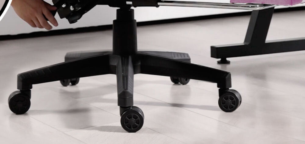 Fotel COBRA Player 5.0 CRF54PK różowy + podnóżek kółka nierysujące podłogi zapewniające cichą pracę obrót kółek o 360° lekkość przemieszczania