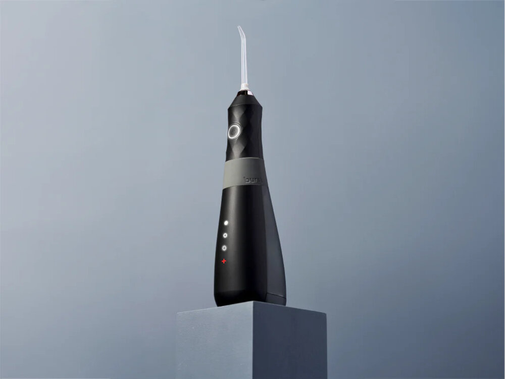 Irygator BURST Water Flosser Czarny wygląd wizualizacja prezentacja design ułatwienie w dbaniu o zęby