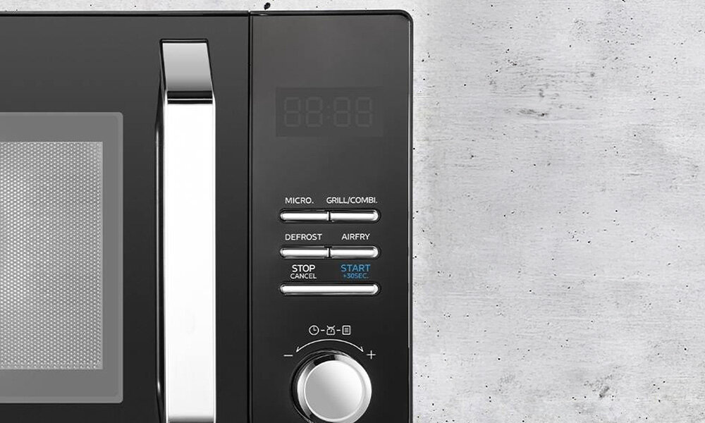 Kuchenka mikrofalowa MIDEA MAC23XF 800W średnica 27 cm pojemność 23L Grill Inverterquattro Czarny intuicyjny cyfrowy panel sterowania, 5 poziomów mocy, 11 automatycznych programów