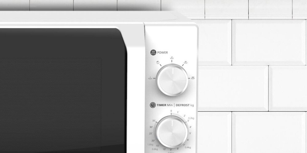 KUCHENKA MIKROFALOWA MIDEA 20L MM20CF2E lifestyle wymiary długość wysokość szerokość pokrętło sterowanie kolor biały Intuicyjne mechaniczne pokrętła łatwe ustawienie mocy czasu prosta obsługa