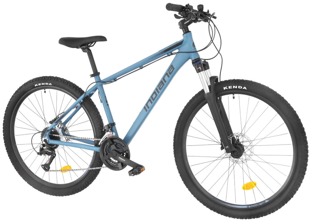 Rower górski MTB INDIANA X-Pulser 3.7 M21 27.5 cala męski Niebiesko-czarny rower na białym tle widoczny od przodu po skosie góral pojazd dla sportowców do jazdy wyczynowej uniwersalny dla amatorów zwrotny łatwo wchodzi w zakręty do jazdy w mieście za miastem w lesie na górskim szlaku w błocie nie za głębokim piachu