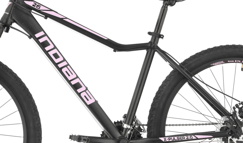 Rower górski MTB INDIANA X-Pulser 2.6 D17 26 cali damski Czarno-fioletowy zbliżenie na ramę 17-calowa aluminiowa ramę rower zwinny lekki łatwo go podnieść odporność na korozję wybor rozmiaru ramy Twój wzrost mierzony w zrelaksowanej pozycji typ roweru dla osób o wzroście od 165 do 174 cm