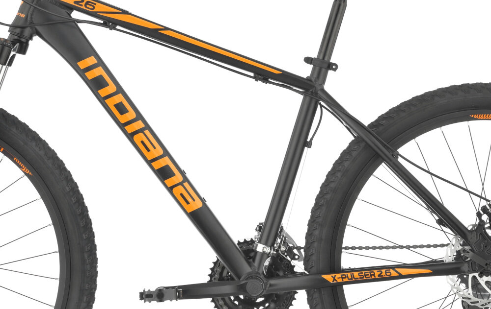 Rower górski MTB INDIANA X-Pulser 2.6 D17 26 cali damski Czarno-pomarańczowy zbliżenie na ramę 17-calowa aluminiowa ramę rower zwinny lekki łatwo go podnieść odporność na korozję wybor rozmiaru ramy Twój wzrost mierzony w zrelaksowanej pozycji typ roweru dla osób o wzroście od 165 do 174 cm
