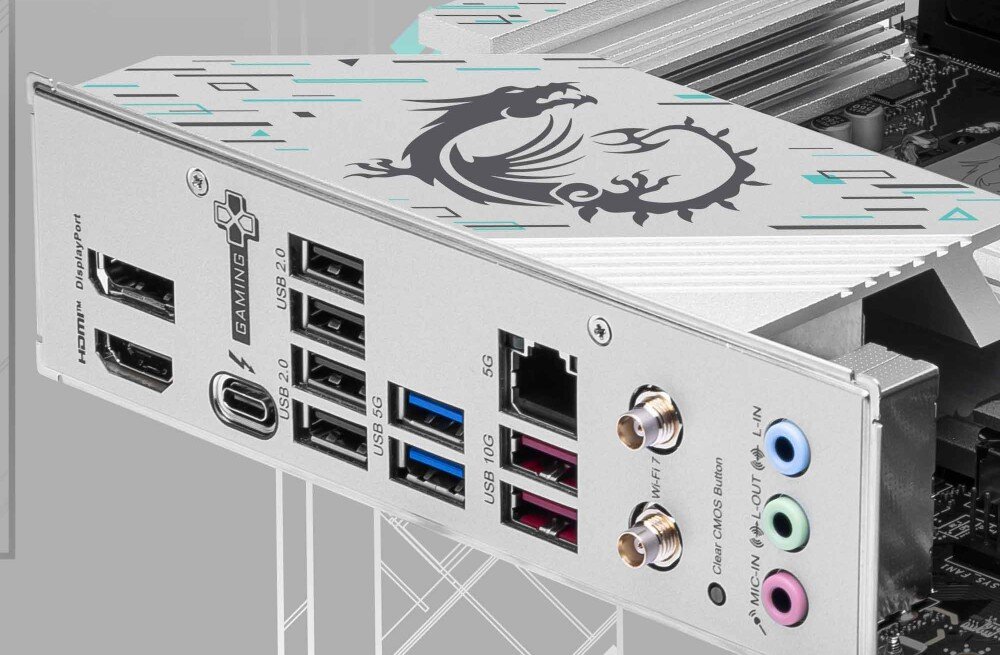 Płyta główna MSI B860 Gaming Plus WiFi Tylny panel wejść i wyjść z zestawem portów, w tym USB 10G, 5G LAN, Wi-Fi 7 oraz audio 7.1, osłonięty srebrną osłoną, łączność, LAN, Wi-Fi