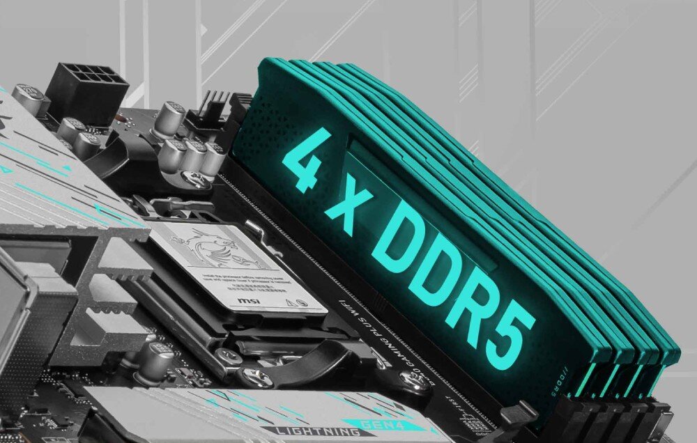 Płyta główna MSI B840 GAMING PLUS WIFI Ujęcie pokazujące cztery sloty pamięci RAM DDR5 na płycie głównej, pamięć, taktowanie, opóźnienia, profile EXPO