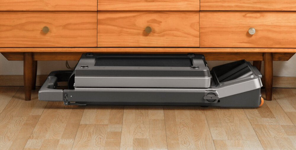 Bieżnia elektryczna KINGSMITH Z3 Hybrid+ Treadmill 735W 10km-h złożona bieżnia pod komodą smukła konstrukcja wymiary po złożeniu 1010 x 765 x 195 mm waga 38 kg proste wygodne przenoszenie i ustawianie