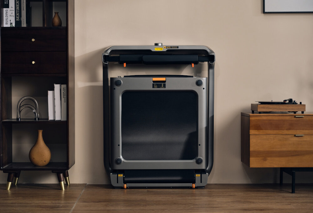 Bieżnia elektryczna KINGSMITH X218 Walkingpad 1304.97W 18km-h złożona bieżnia postawiona w pionie trening w domu komfort spacer marsz bieg intuicyjna obsługa