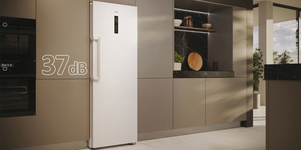 ZAMRAŻARKA HAIER H4F272WEH1 front zamknięta drzwi poziom dźwięku grafika zabudowa 37 dB komfort bez zakłóceń