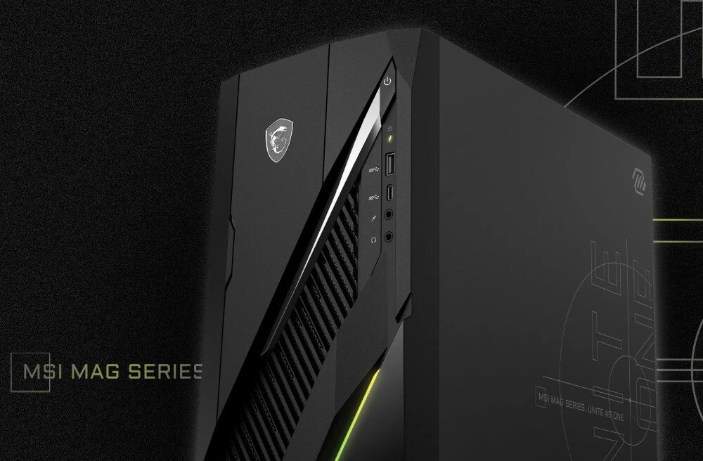 Komputer MSI MAG Infinite E1 14NUC5-022EU Zbliżenie na obudowę komputera stacjonarnego, z widocznym panelem przednim zawierającym porty i logo MSI, w tle geometryczne wzory w odcieniach czerni i zieleni, wygląd, design, styl