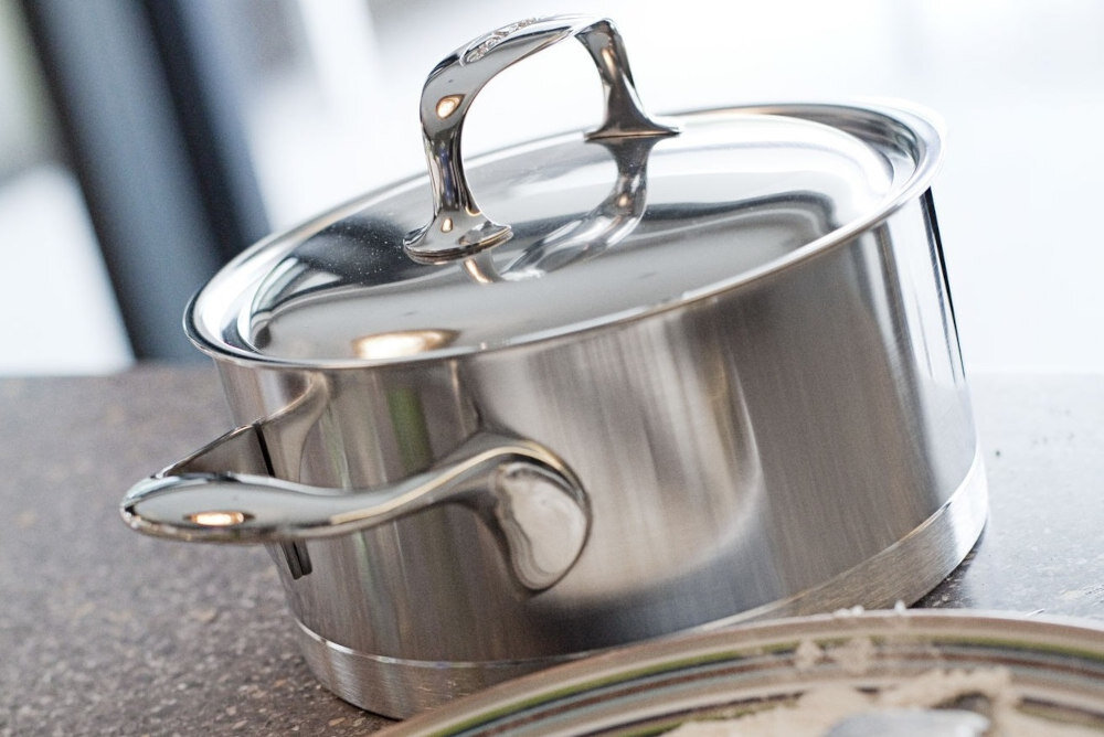 Garnek DEMEYERE Atlantis 7 28 cm wysoka jakosc stal nierdzewna wykonanie