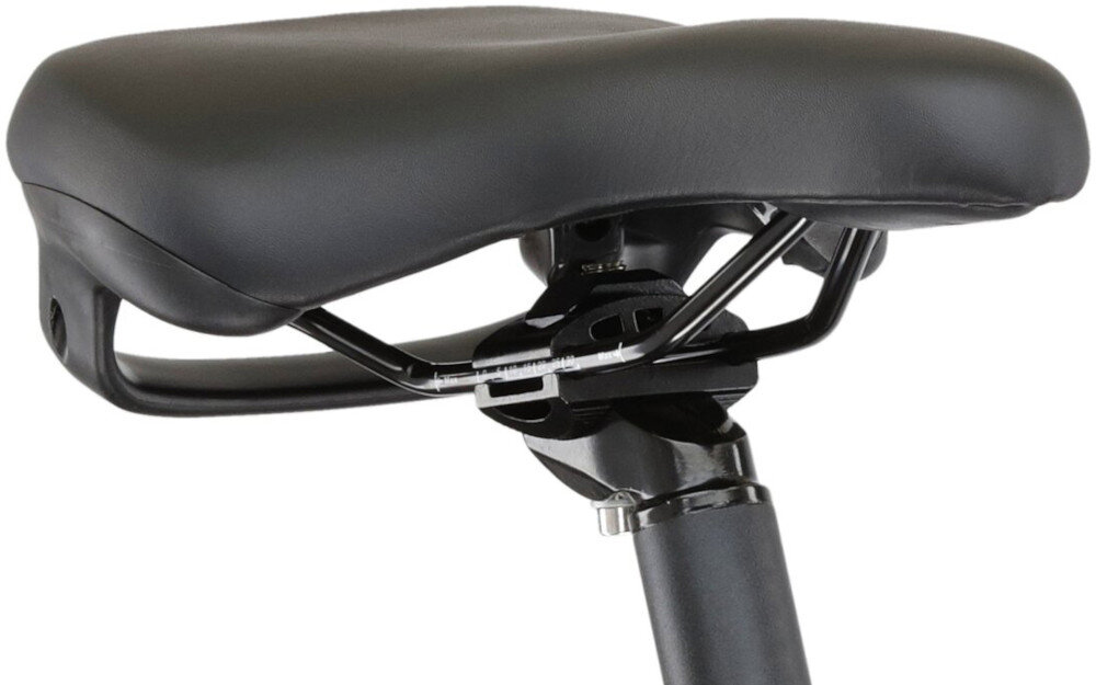 Rower elektryczny KROSS Trans Hybrid LS 2.0 U18 28 cali Szary zbliżenie na siodełko widoczne pod skosem wygodne siodełko wysoki komfort użytkowania siodełko marki VELO aluminiowa sztyca wygodna pozycja siedząca redukuje wibracje