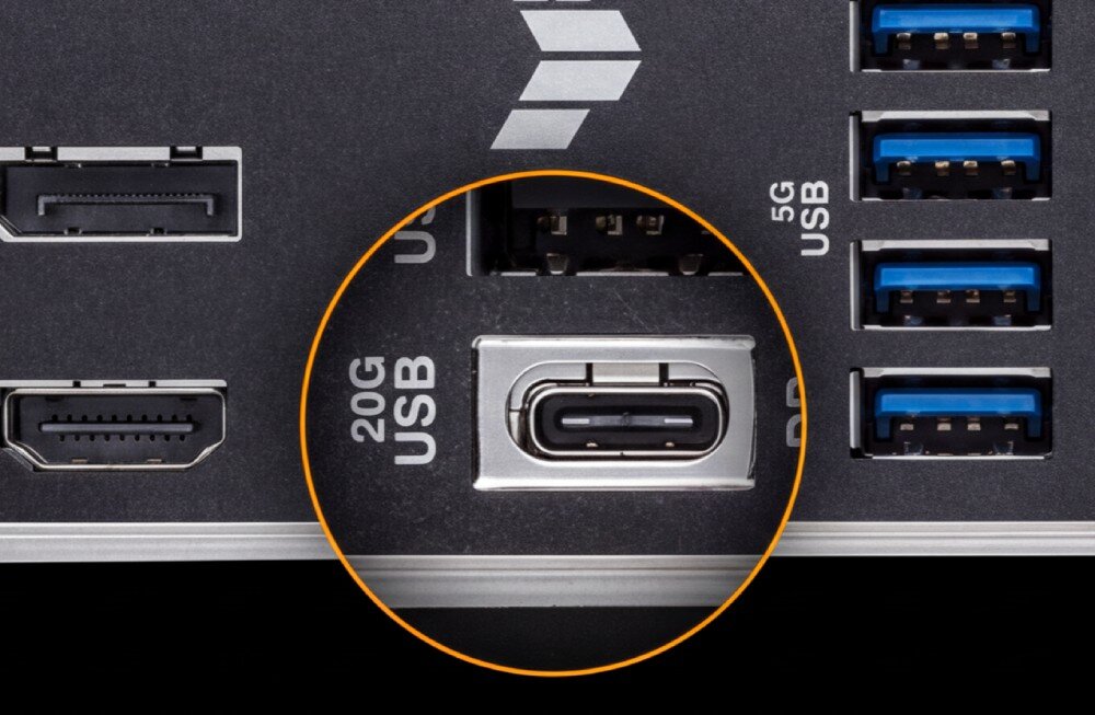 Płyta główna ASUS TUF Gaming B860M Plus Zbliżenie na port USB Type-C umieszczony na panelu tylnym z podpisem '20G USB' znajdujący się obok gniazd USB Type-A