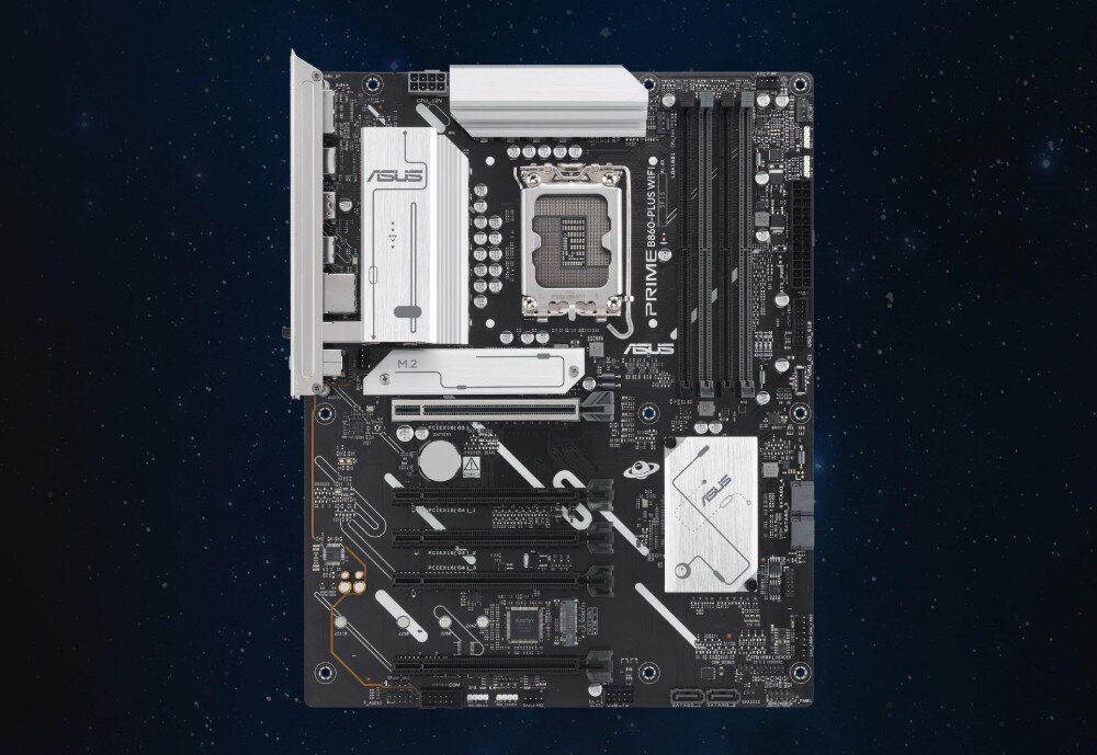 Płyta główna ASUS Prime B860-Plus WiFi Płyta główna pokazana bezpośrednio z góry na ciemnym tle imitującym rozgwieżdżone niebo