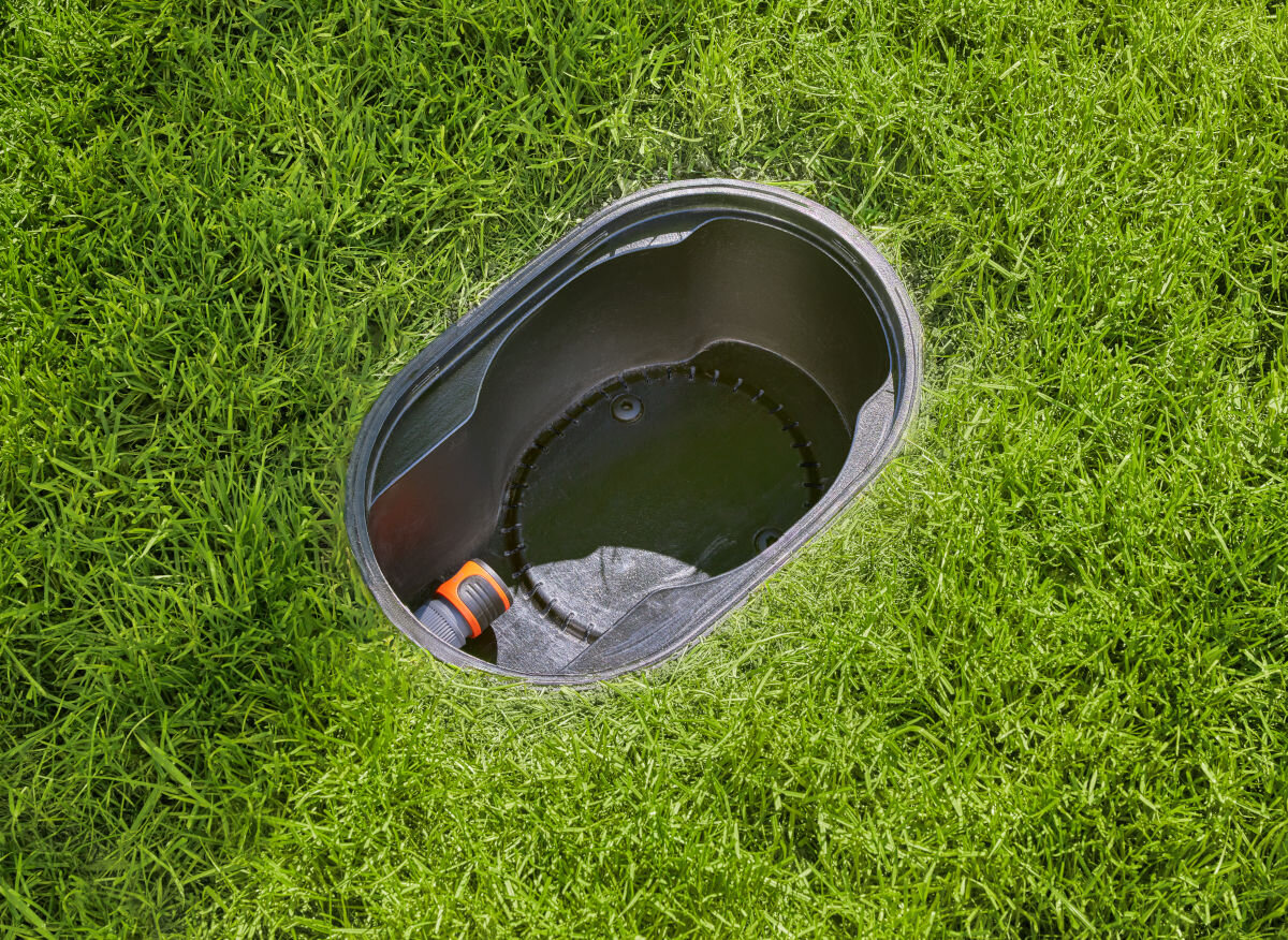 Skrzynka podziemna AquaPrecise GARDENA 16021-20, ciśnieniomierza, ukrycia, AquaPrecise, dostęp, skrzynka podziemna wmontowana do ziemi, wokół trawnik